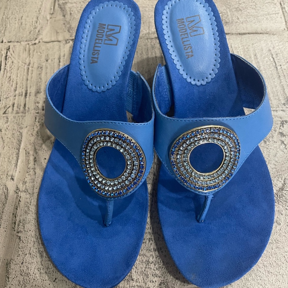 EUC bright blue sandals with embellishments 8.5